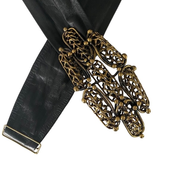 Vintage LUCIANO Hand Tooled Brutalist Brass Buckle on Leather Belt - Picture 2 of 6
